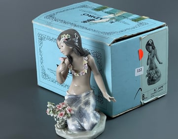 Rare Lladro Hawaiian Collection In A Tropical Garden 1985-95 Porcelain Figurine Hawaiiana Cogiendo