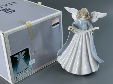 Christmas Angel Tree Topper Made in Spain between 1990-1999 Angel Navidad Cantante Lladro No. 5.719