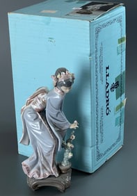 Lladro 1984 Japonesita Agachada 1449 No.3 Sculpture Geisha Girl