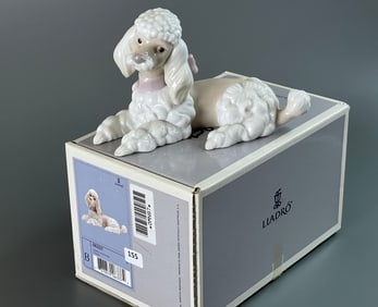 LLadro New Friend 6211 Dog Figurine Spanish Name Perrito Con Caracol Sculptor Juan Huerta Year