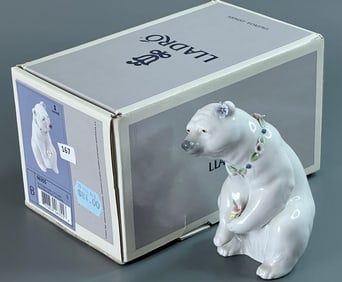 Osito Bonachon Con Flores Polar Bear Resting With Flowers 06355