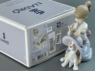 Lladro Te Pongo Guapo An Elegant Touch 010.06862 Porcelain Figurine Made in Spain