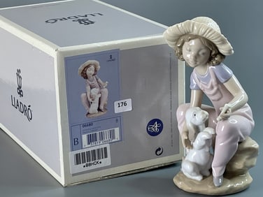 Lladro Friends Forever 06680 Spanish Name Mi Nueva Mascota Sculptor Virginia Gonzalez Year Issued