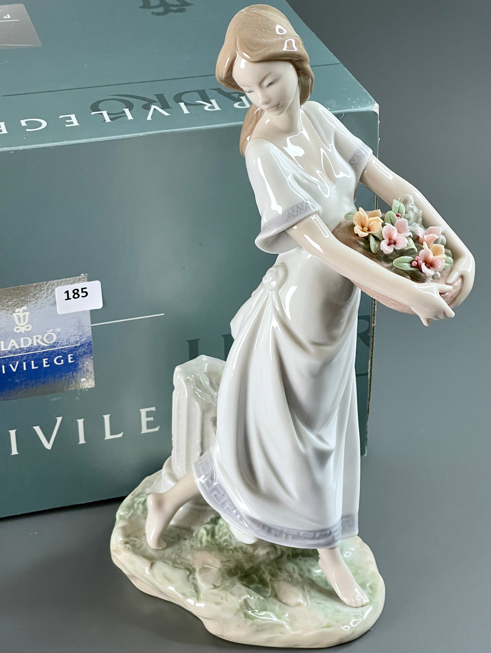 Lladro Gardens of Athens #01007704 Spanish Name Jardines de Atenas Sculptor Joan Coderch Year Issued: Lladro Gardens of Athens #01007704 Spanish Name Jardines de Atenas Sculptor Joan Coderch Year Issued 2004 Year Retired 2006