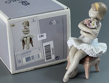 Lladro First Performance 010.06763 Spanish Name Primera Funcion Sculptor Miguel Angel Santaeulalia