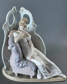 Large Lladro Statue Titled Promises of Love 01840 Promesas De Amor Sculptor Virginia Gonzalez Retali