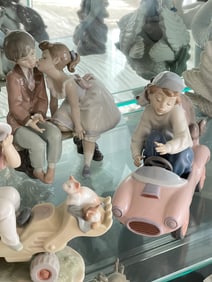 Lladro Out For A Spin Porcelain Figurine #5770 Gloss Finish Retired