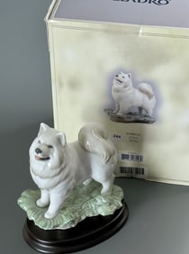 LLADRO CHINESE ZODIAC The Dog 01008143 Issue Year 2005 Sculptor Jose Santaeulal El Perro