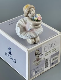 Lladro My Debut 010.06764 Ballerina Figurine Debutante