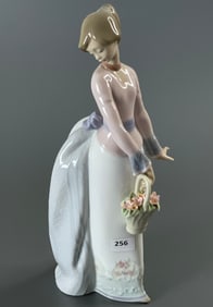 Basket Of Love 1994 Lladro Collector Society Figurine 7622 Porcelain Made in Spain