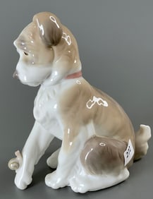 Gentle Surprise 6210 Gentle Surprise Dog Figurine Lladro Retail $250.00