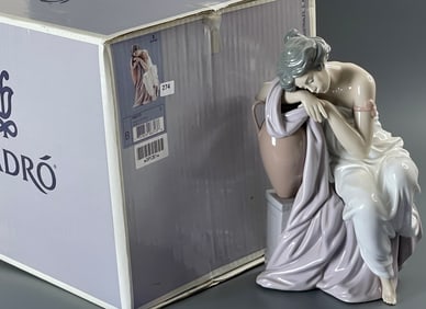 Tall Rare Retired Lladro Sonando Despierta 06313 Lost in Dreams Figurine Retail Value $540.00