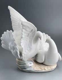 Lladro Love Nest Doves Figurine SKU: 01006291 Porcelain Figurine of two white pigeons