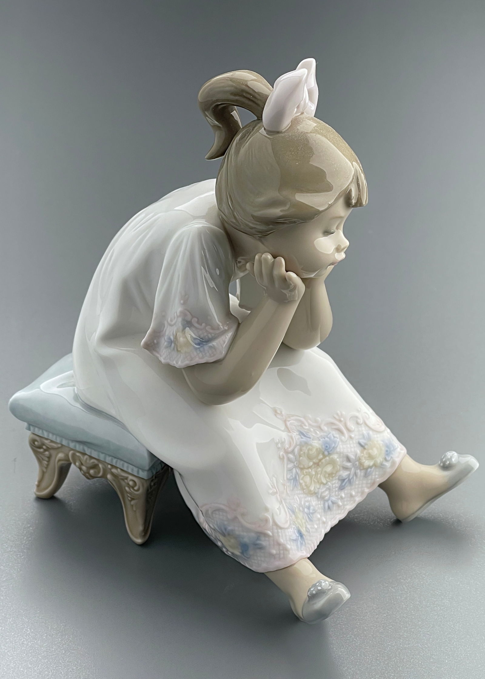 Nothing to Do Lladro Porcelain Figurine Model Number 5649 Sculpted by Francisco Polope Issued in (1 of 5)