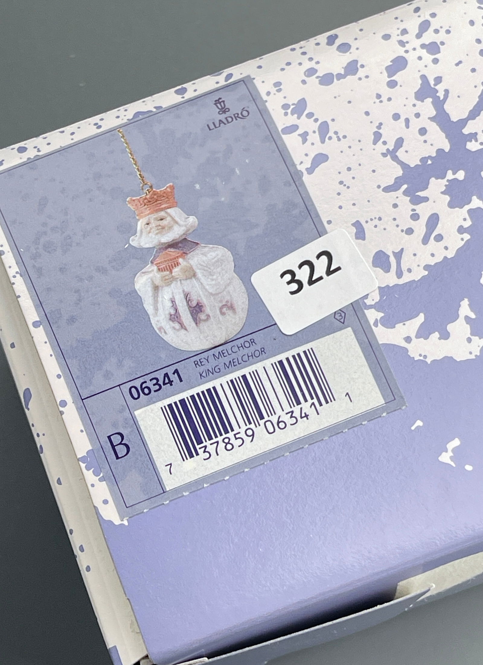 Vintage Lladro Spain King Melchor Christmas Holiday Ornament Figurine 064341: Vintage Lladro Spain King Melchor Christmas Holiday Ornament Figurine 064341