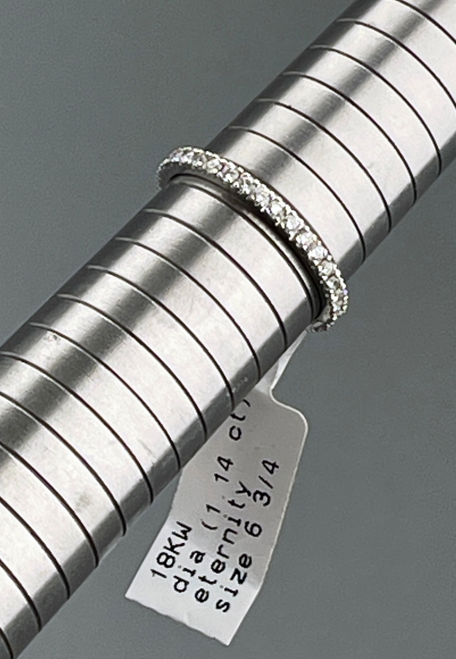 18K White Gold 1.14 ctw Diamond Eternity Band Size 6 3/4 (1 of 7)