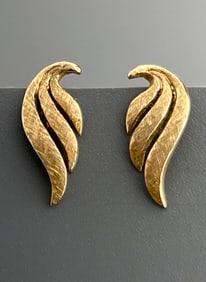 Vintage 14K Gold Leaf Screw Back Earrings