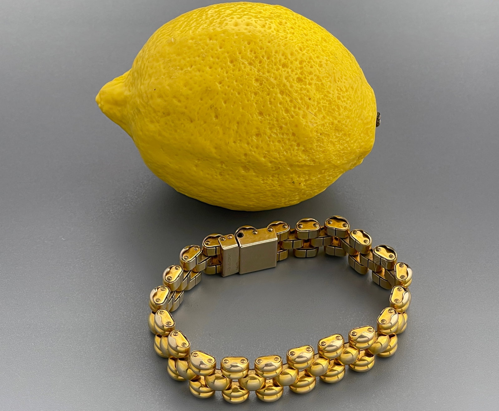 Switzerland Jeneve Yellow Gold Plated Panther Link Bracelet c1940: Switzerland Jeneve Yellow Gold Plated Panther Link Bracelet c1940