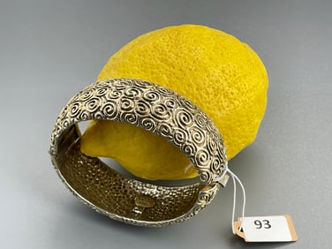 Vintage Costume Estate Jewelry Made in USA Swirl Bangle Hinged Cuff Bracelet