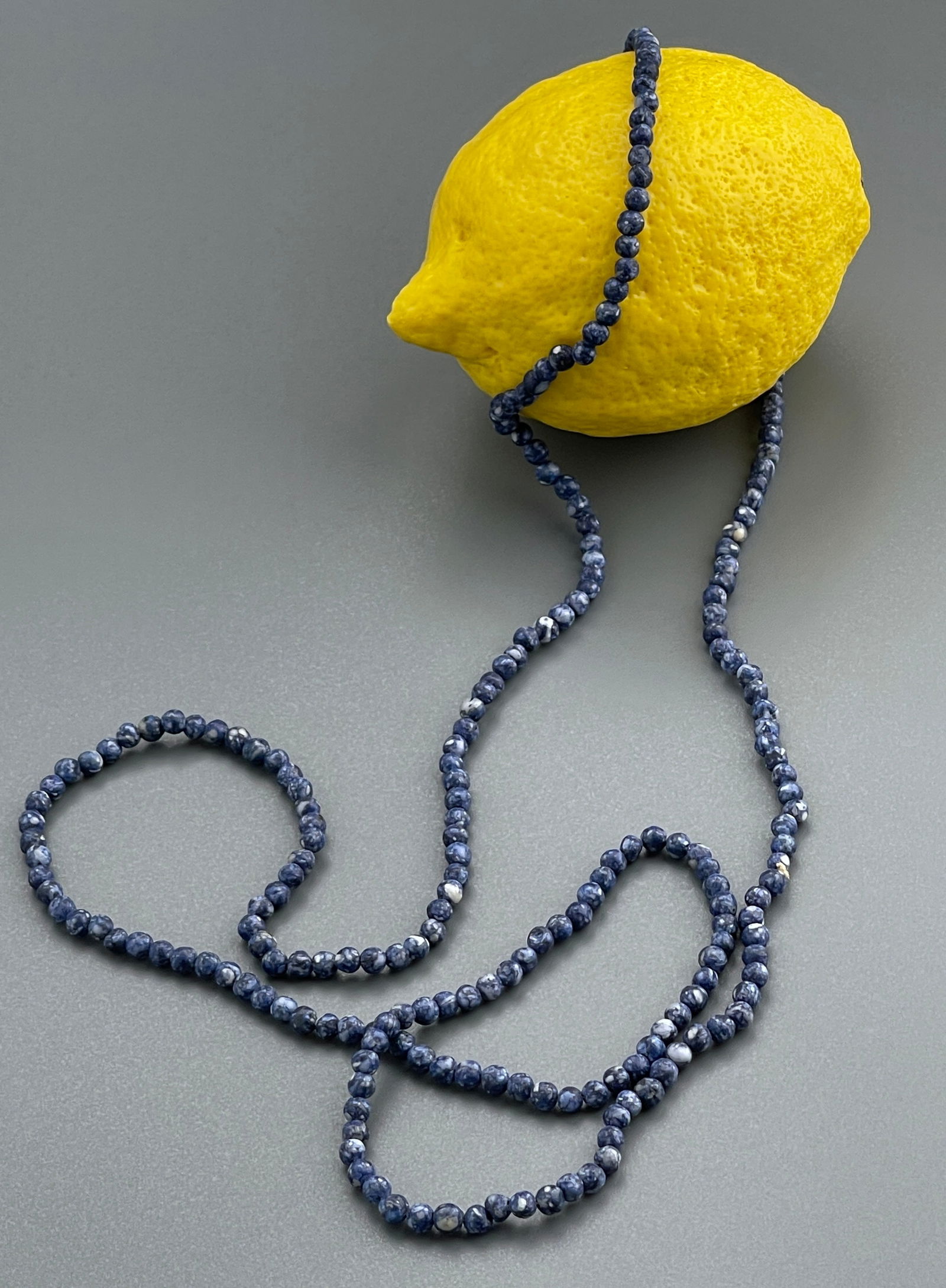 Natural Blue Sodalite Bead Necklace: Natural Blue Sodalite Bead Necklace