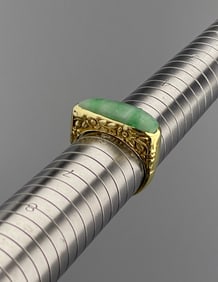 Antique Chinese 18K Gold Green Jade Saddle Ring