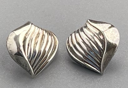 Vintage Silver Hollow Puffy Heart Earrings