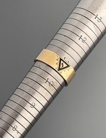 Vintage Masonic Gold & Enamel Ring