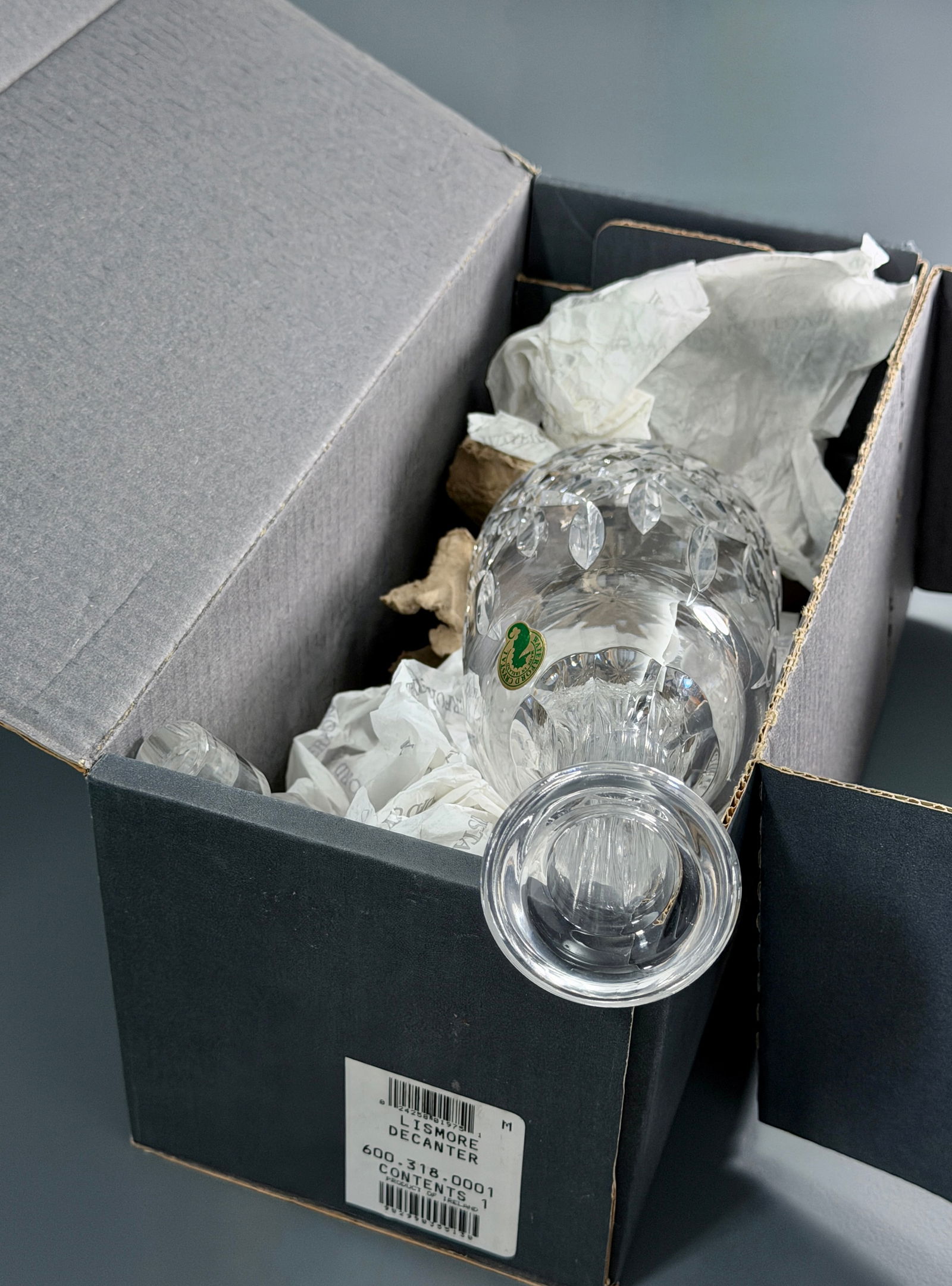 Waterford Lismore Crystal Decanter Vintage Unused Spirit Bottle: Waterford Lismore Crystal Decanter Vintage Unused Spirit Bottle Approximately 13 inches tall overall. For all high ticket items, including watches and jewelry, thebuyer identity has to be confirmed pr