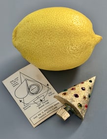 Corocraft Christmas Tree Pin Lighting Up Gold Plated Jeweled Mid Century Brooch