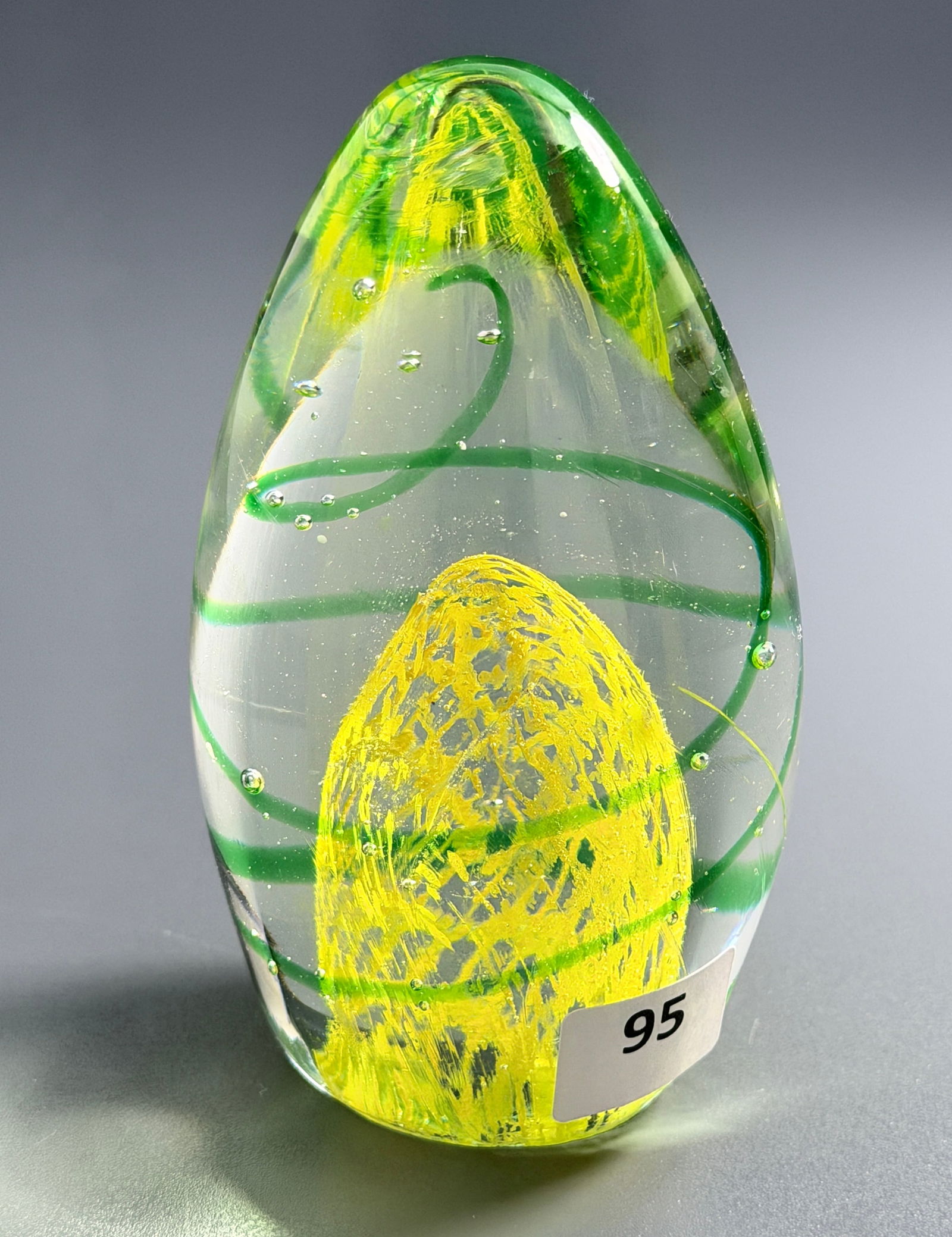 Yellow Webb Vintage Glass Egg Paperweight: Yellow Webb Vintage Glass Egg Paperweight Approximately 3 1/2 inches tall. For all high ticket items, including watches and jewelry, thebuyer identity has to be confirmed prior to shipping. Shipping m