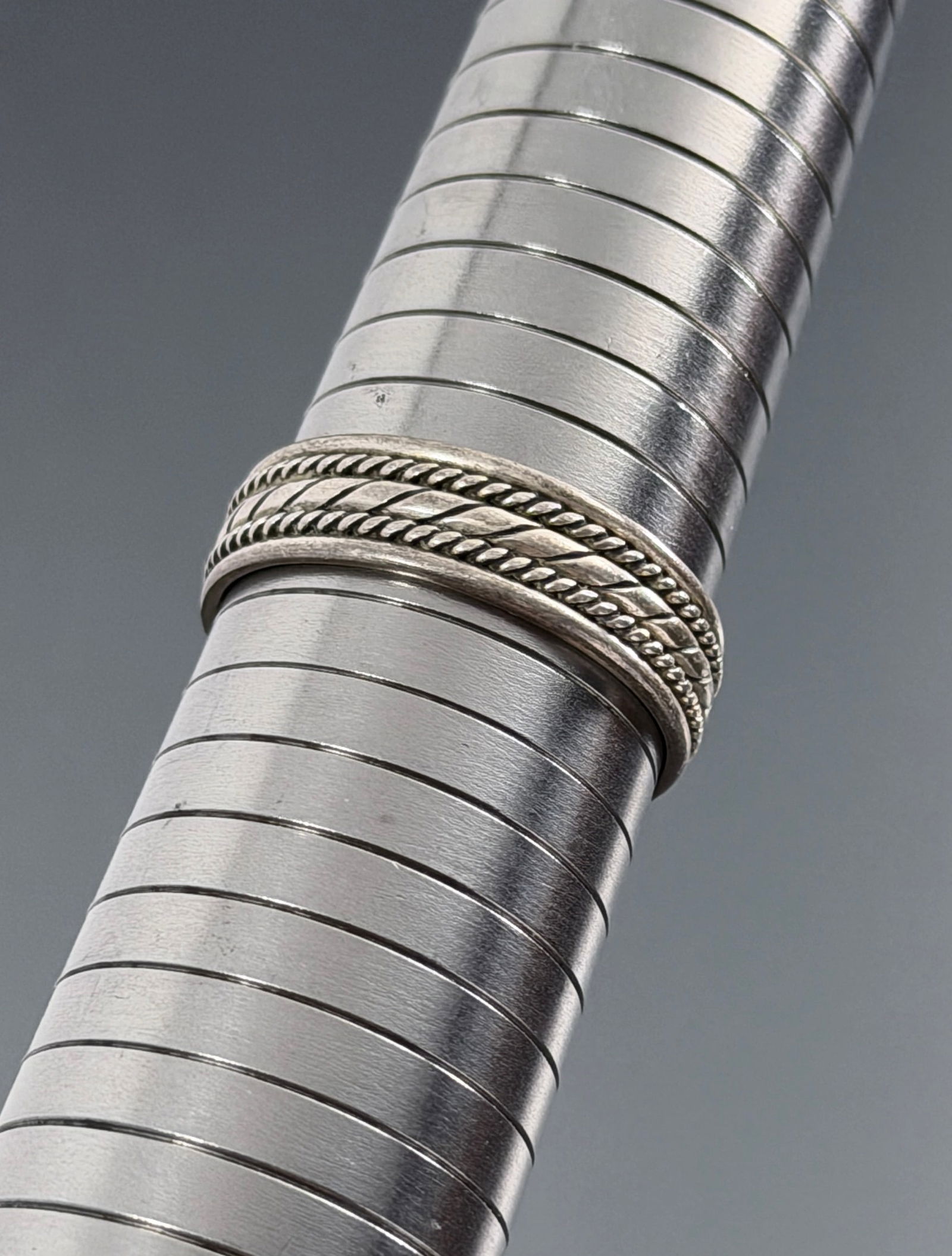 Braided Band Sterling Silver Ring Size 11 Marked 925 (1 of 5)