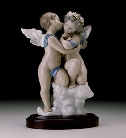 Lladro Heaven And Earth Figurine #1824 Limited Edition with Box Large Porcelain Group Society Piece