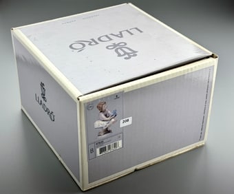 Lladro 7620 Best Friend 1993 Sculptured by Francisco Polope