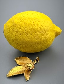 24 Karat Gold Plated Rose Bud Pendant Vintage Costume Jewelry