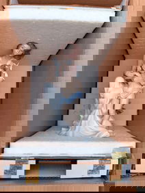 Lladro 7649 Where Love Begins Made in Spain La Infancia Large Figurine of a Woman with a Small Boy