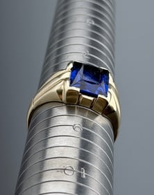 Blue Glass Simulated Gemstone Vintage 10K Gold Ring Size 8 1/4