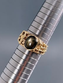 Black Star Sapphire 14K Gold Ring Size 6 1/2 Marked Nova 14K