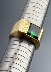 10k Gold Solitaire Ring Emerald Cut Lab Created Green Stone in Bezel Setting Vintage Estate Jewelry