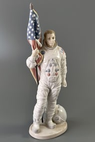 Lladro 06168 The Apollo Landing Buzz Aldrin Large Porcelain Austronat Figurine Astronauta Americano