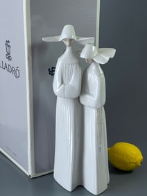 Lladro Nuns 04611 Tall Porcelain Figural Group Monjas Made in Spain