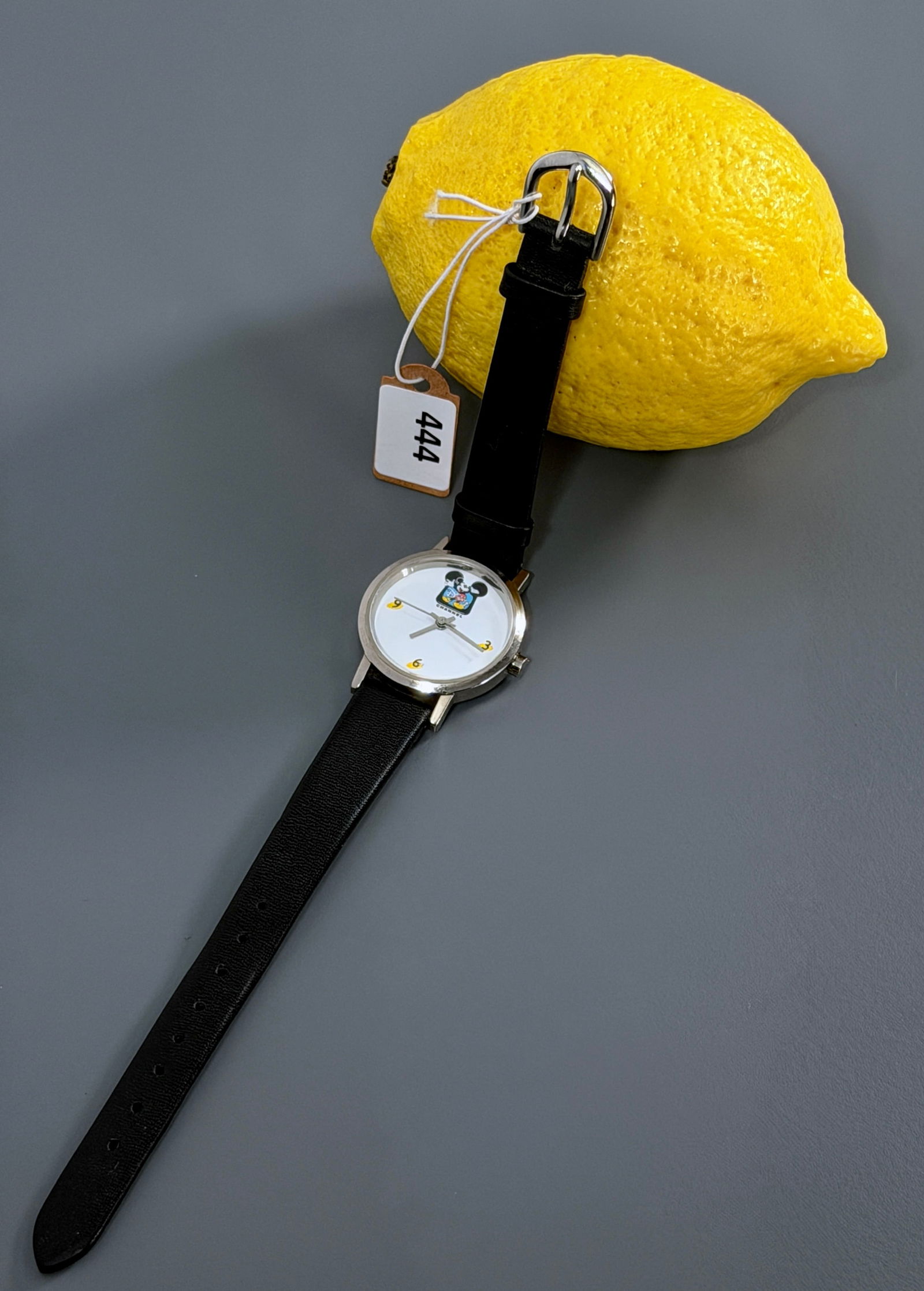 Vintage Disney Channel Watch: Vintage Disney Channel Watch Please Note: Vidi Vici Gallery does not test clocks, watches, musical instruments, photo, video or electronic equipment, does not provide any warranties or guarantees and