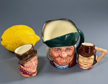 Small Toby Philpots Royal Doulton 18th-century Drinking Song Character Jug designed by Charles Noke