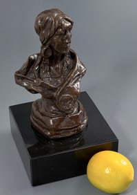 Charles M Russel American 1864-1926 Native American Piegan Woman Heavy Bronze Bust on Black Granite