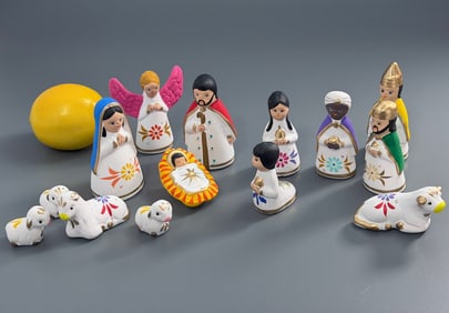 Vintage Mexican Handpainted Clay Primitive Folk Miniature Nativity Figurines Christmas Decor