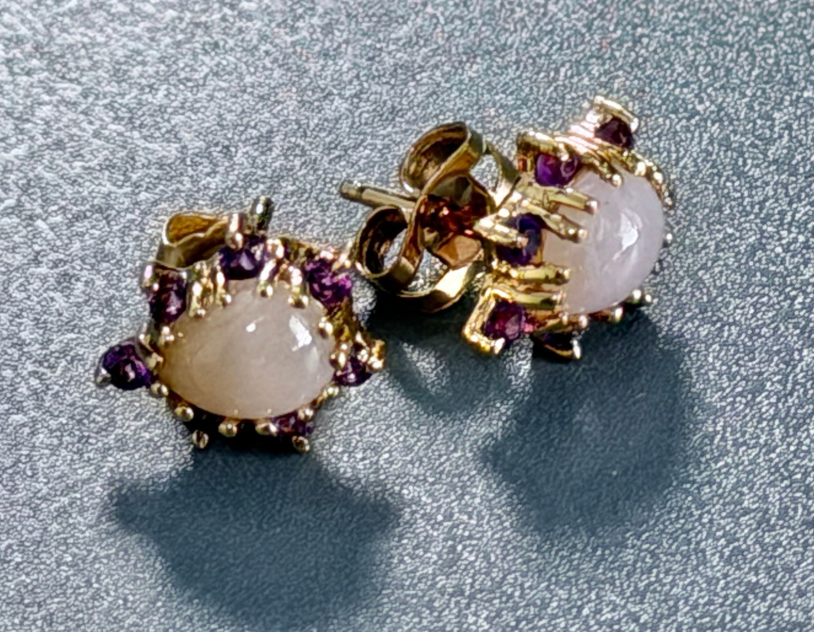 Estate Jewelry 14K Gold Opal Cabochon Studs Vintage Earrings (1 of 6)