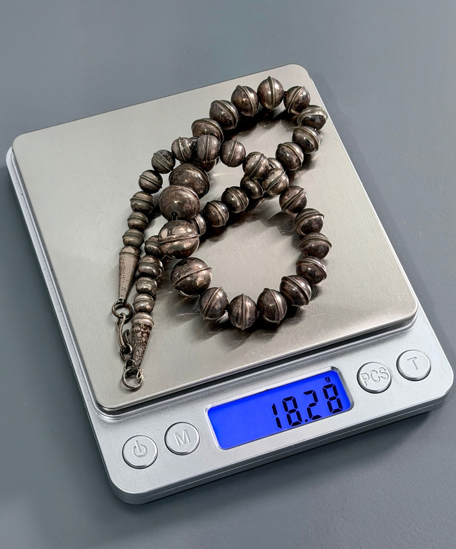 Old Sterling Silver Navajo Pearl Necklace Vintage Iconic Native American Jewelry Graduated Hand - 4