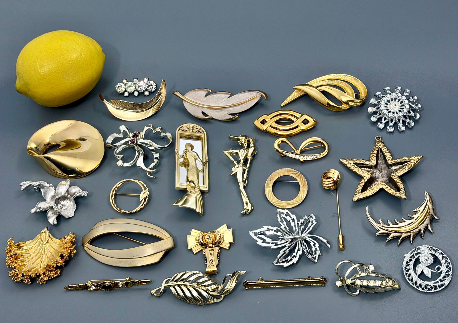 Mid Century Costume Jewelry Collection of 26 Mostly Brooches: Mid Century Costume Jewelry Collection of 26 Mostly Brooches