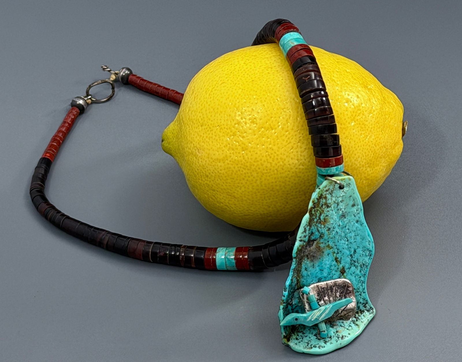 Articulated Turquoise Pendant Santo Domingo Pueblo Kewa People Heishi Necklace Southwestern Native: Articulated Turquoise Pendant Santo Domingo Pueblo Kewa People Heishi Necklace Southwestern Native American Vintage Jewelry Approximately 14 inches side to side, the pendant measures approximately 2