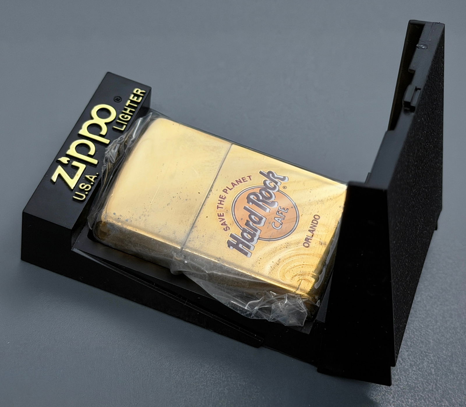 Zippo Hard Rock Cafe Lighter Orlando Boxed Unused (1 of 3)
