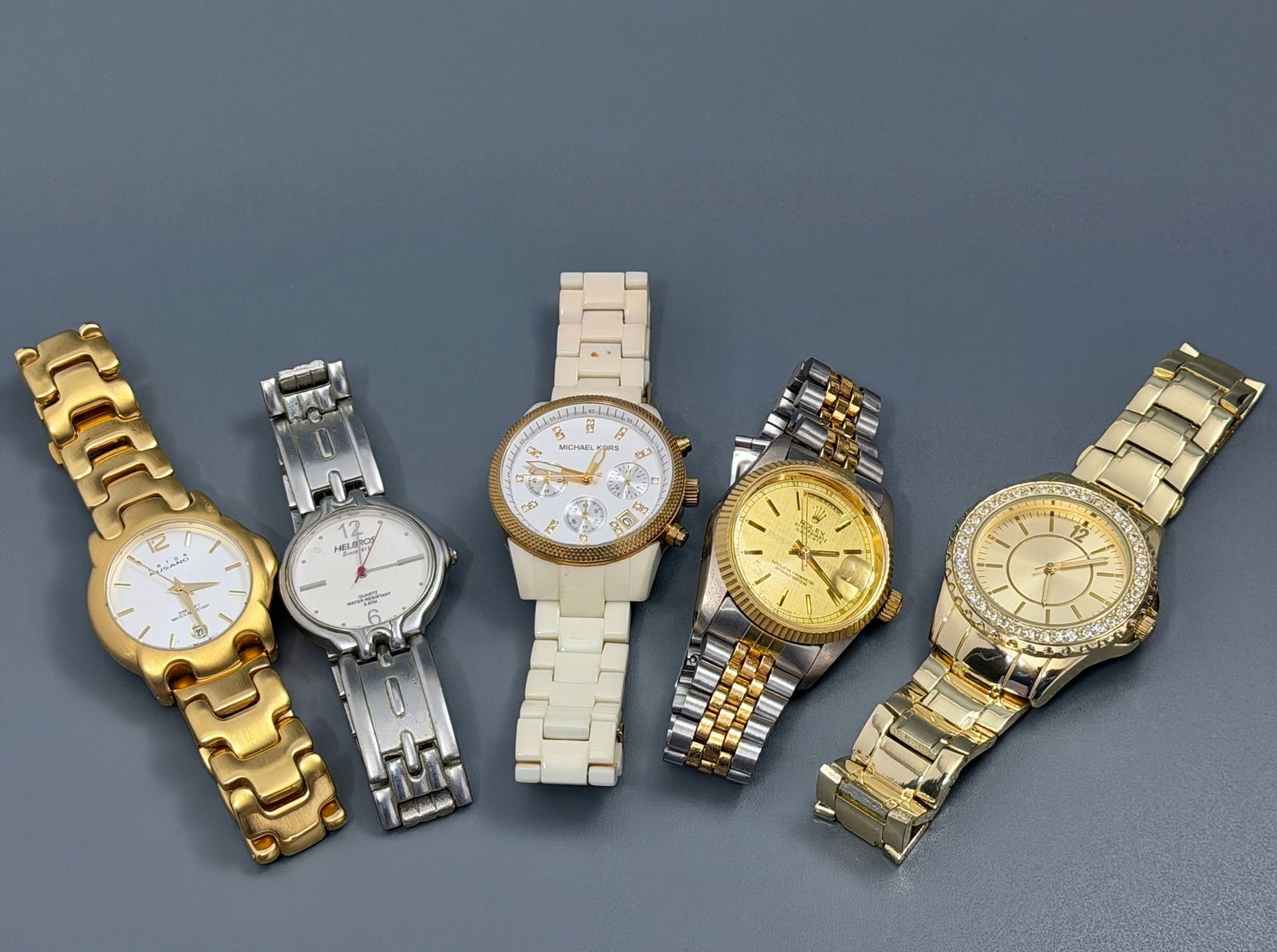 Used Quartz Watches No Battery Untested Sold As Is For Parts (1 of 4)